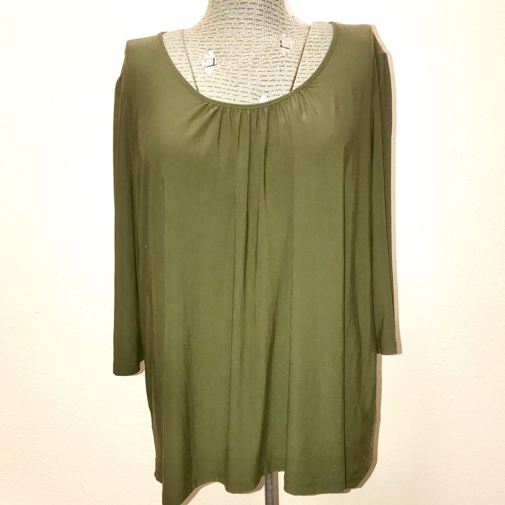 Suzie In The City Woman Army Green Blouse 3X